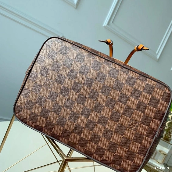 VUITTON LOUIS NÉONOÉ 0716